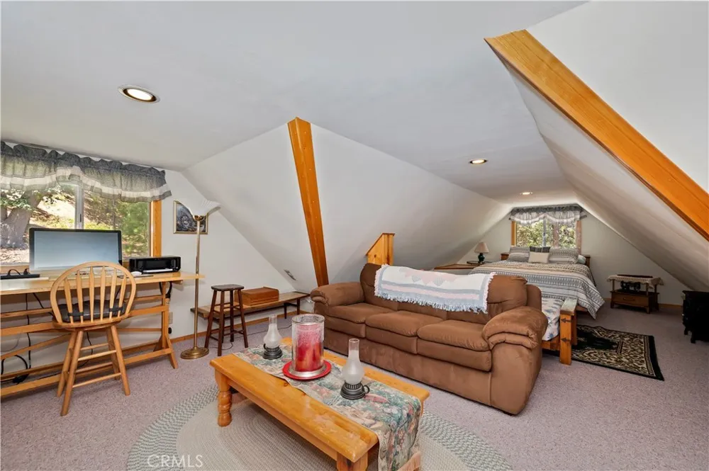 707 Briar Lane Green Valley Lake, CA 92341