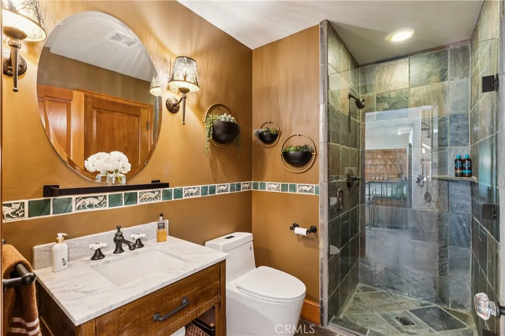 27489 Meadow Bay Lake Arrowhead, CA 92352