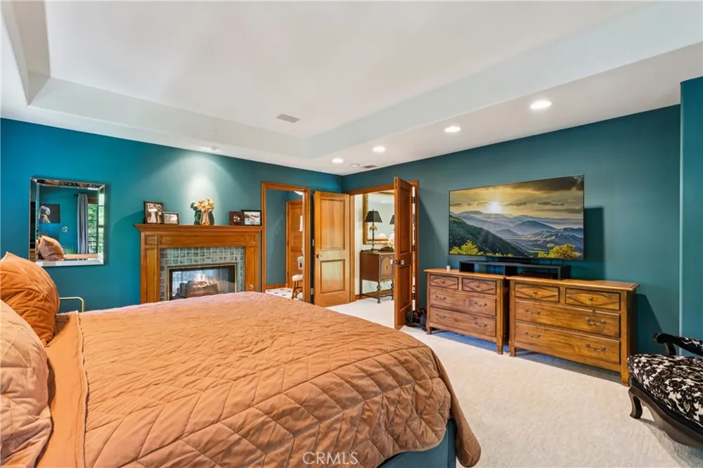 27489 Meadow Bay Lake Arrowhead, CA 92352