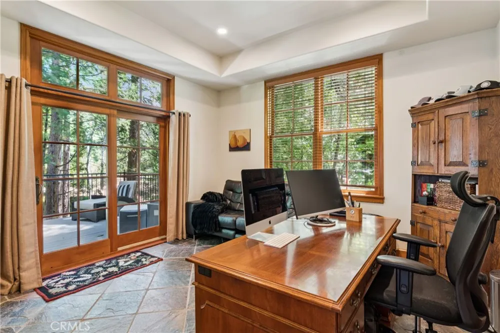 27489 Meadow Bay Lake Arrowhead, CA 92352