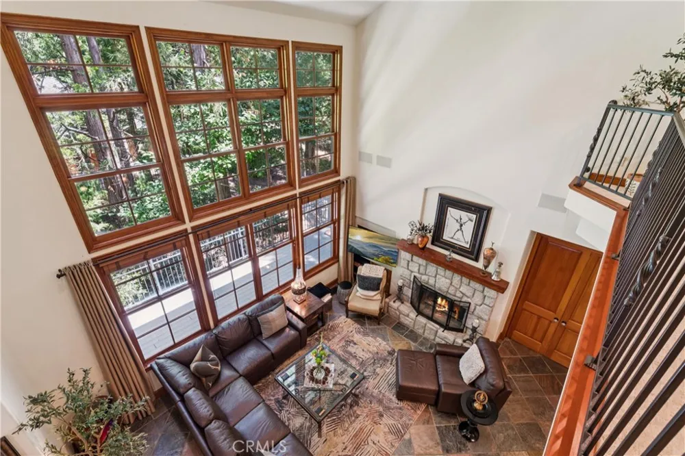 27489 Meadow Bay Lake Arrowhead, CA 92352