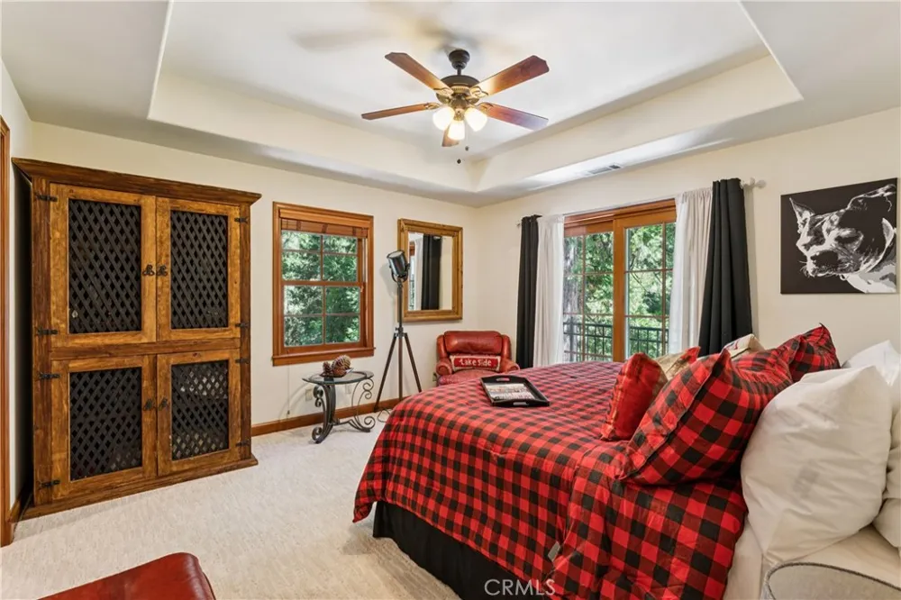 27489 Meadow Bay Lake Arrowhead, CA 92352