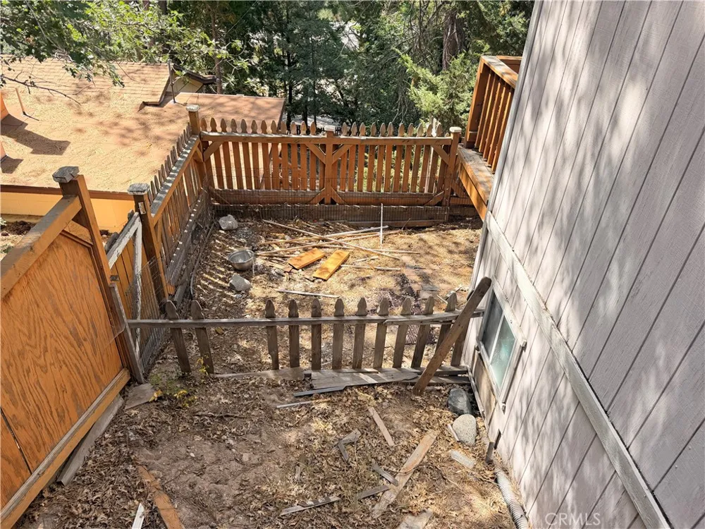 32778 Deer Lick Arrowbear, CA 92382
