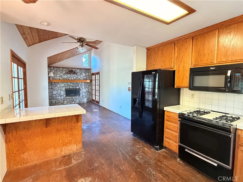 32778 Deer Lick Arrowbear, CA 92382