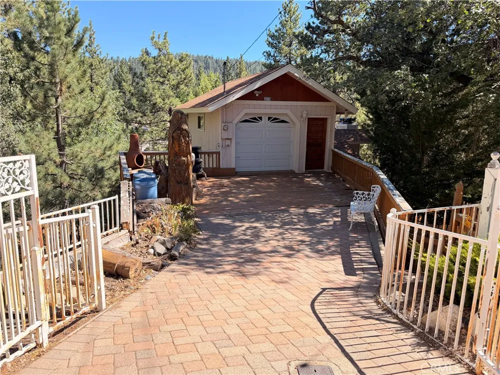 32778 Deer Lick Arrowbear, CA 92382