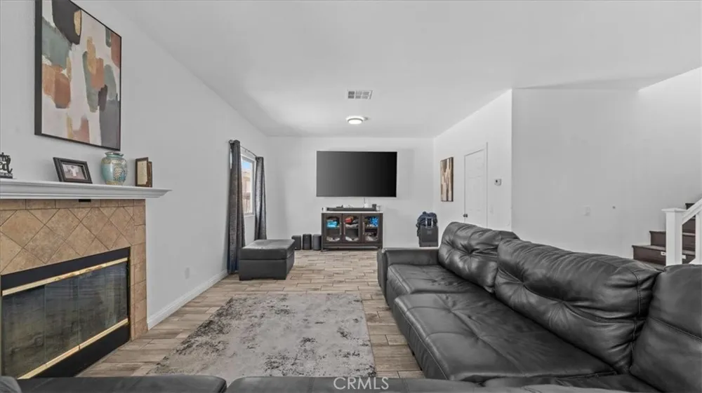 14558 Nelson Victorville, CA 92394