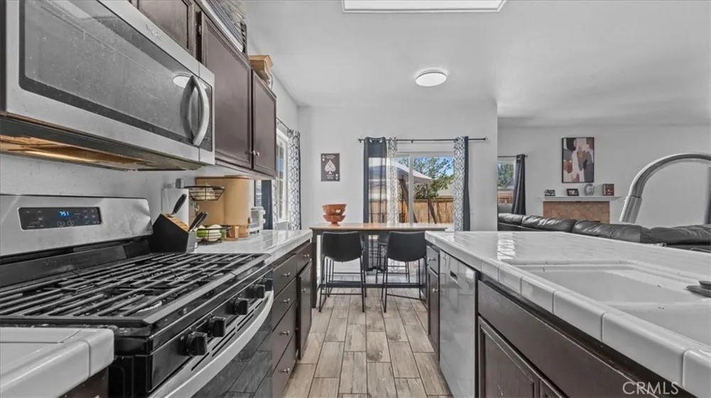 14558 Nelson Victorville, CA 92394