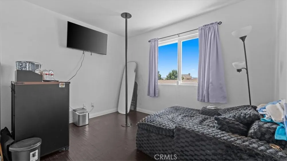 14558 Nelson Victorville, CA 92394
