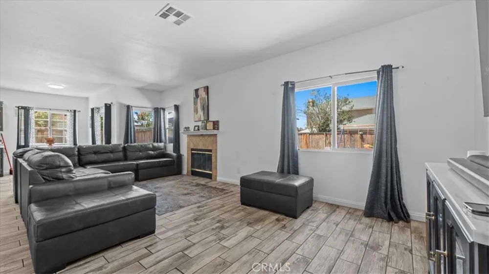 14558 Nelson Victorville, CA 92394