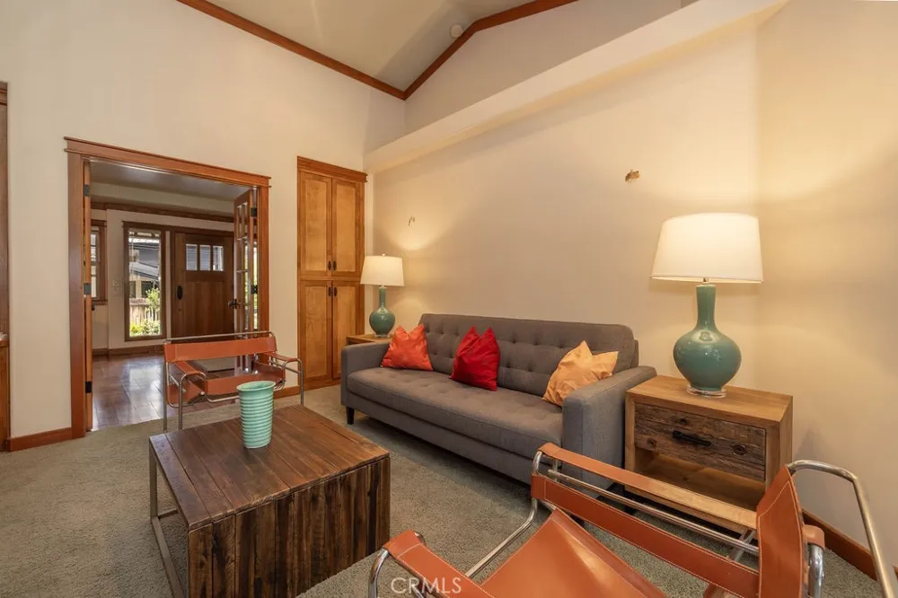 155 Lodgepole Big Bear Lake, CA 92315