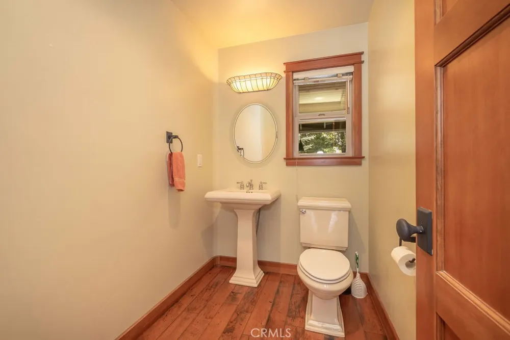 155 Lodgepole Big Bear Lake, CA 92315