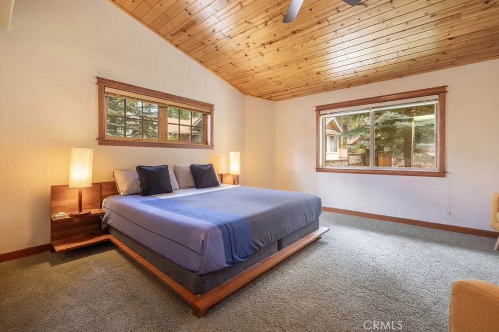 155 Lodgepole Big Bear Lake, CA 92315