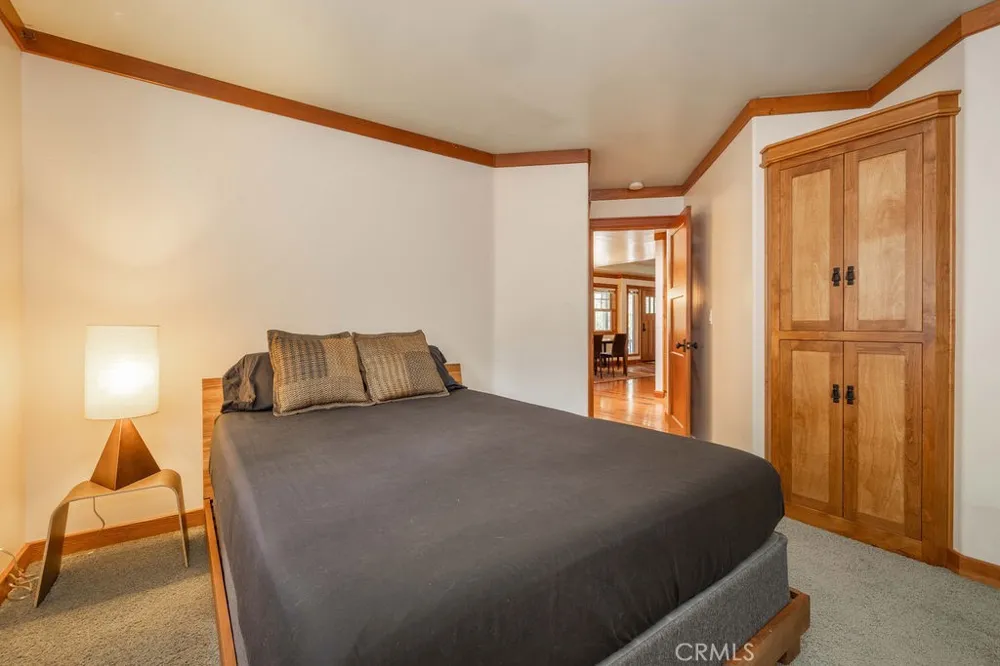 155 Lodgepole Big Bear Lake, CA 92315