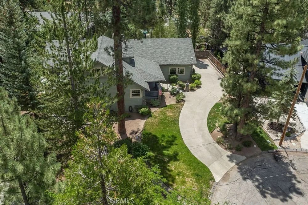 155 Lodgepole Big Bear Lake, CA 92315