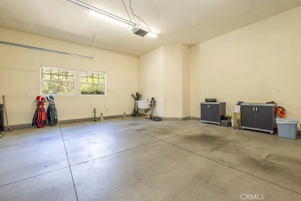 155 Lodgepole Big Bear Lake, CA 92315