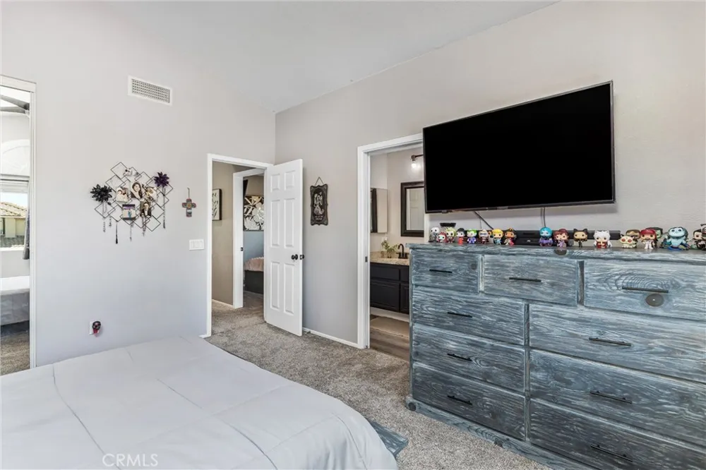 7333 Yellow Jasmine Highland, CA 92346
