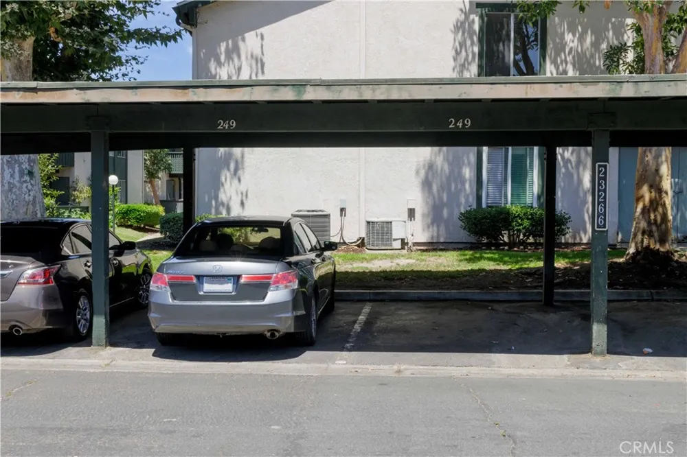 23266 Orange #1 Lake Forest, CA 92630