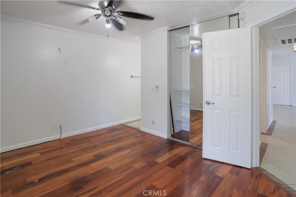 23266 Orange #1 Lake Forest, CA 92630