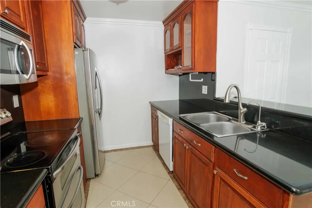23266 Orange #1 Lake Forest, CA 92630