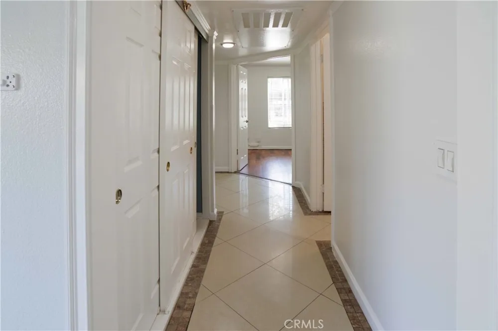 23266 Orange #1 Lake Forest, CA 92630
