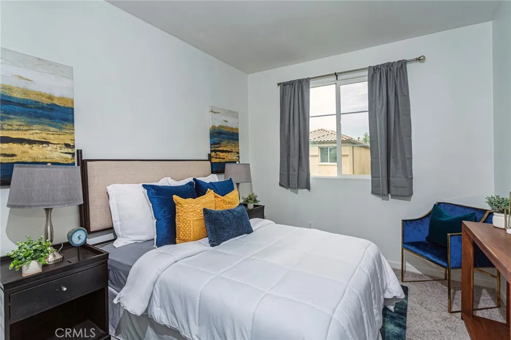 10251 Angel Pacoima, CA 91331