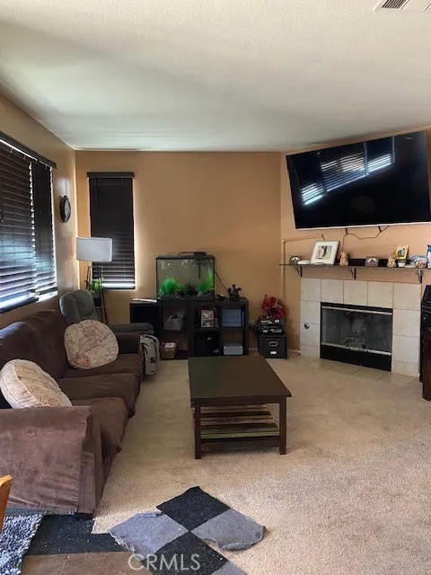 15247 Sunray Court Victorville, CA 92394