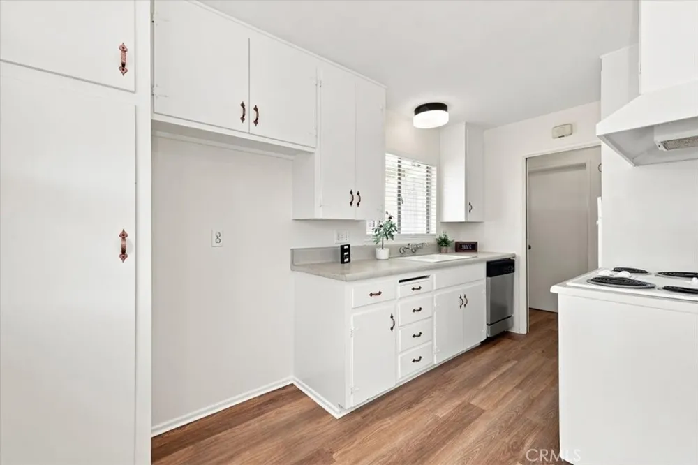 4305 Salerno Riverside, CA 92503