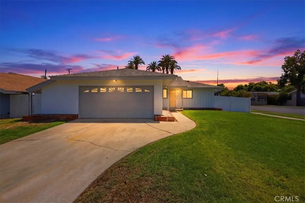 4305 Salerno Riverside, CA 92503