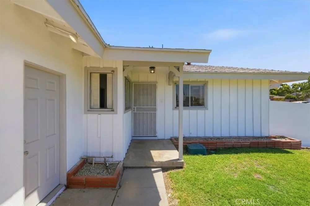 4305 Salerno Riverside, CA 92503
