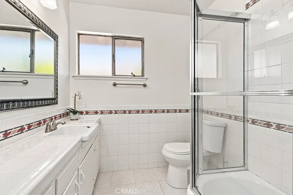 4305 Salerno Riverside, CA 92503