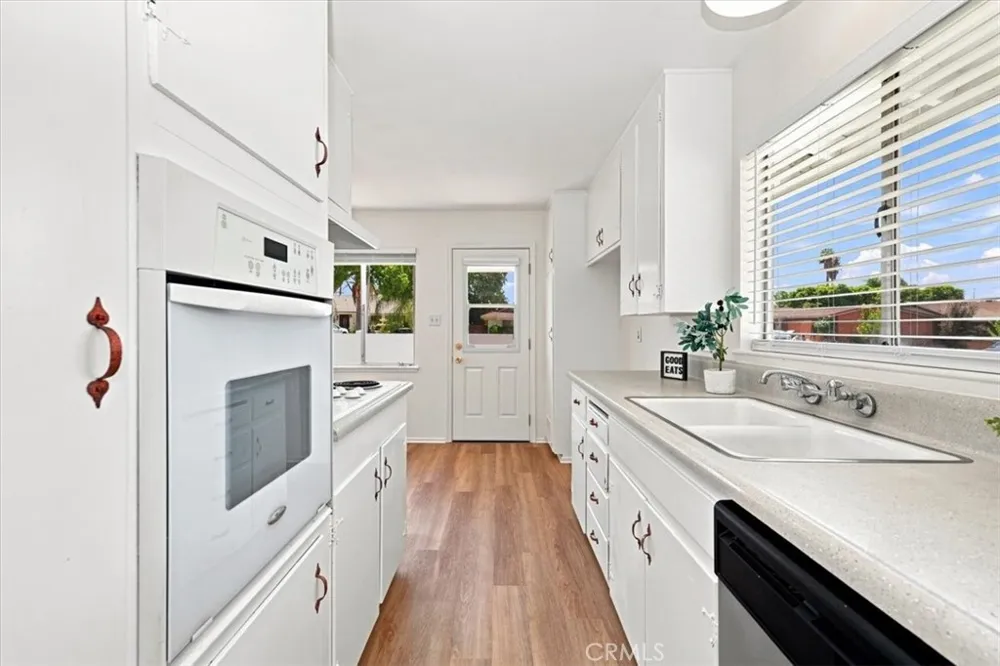 4305 Salerno Riverside, CA 92503