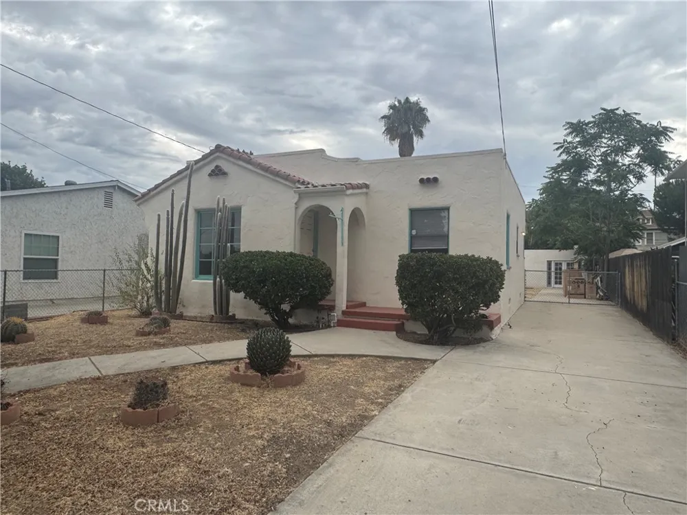 212 11th Street Redlands, CA 92374