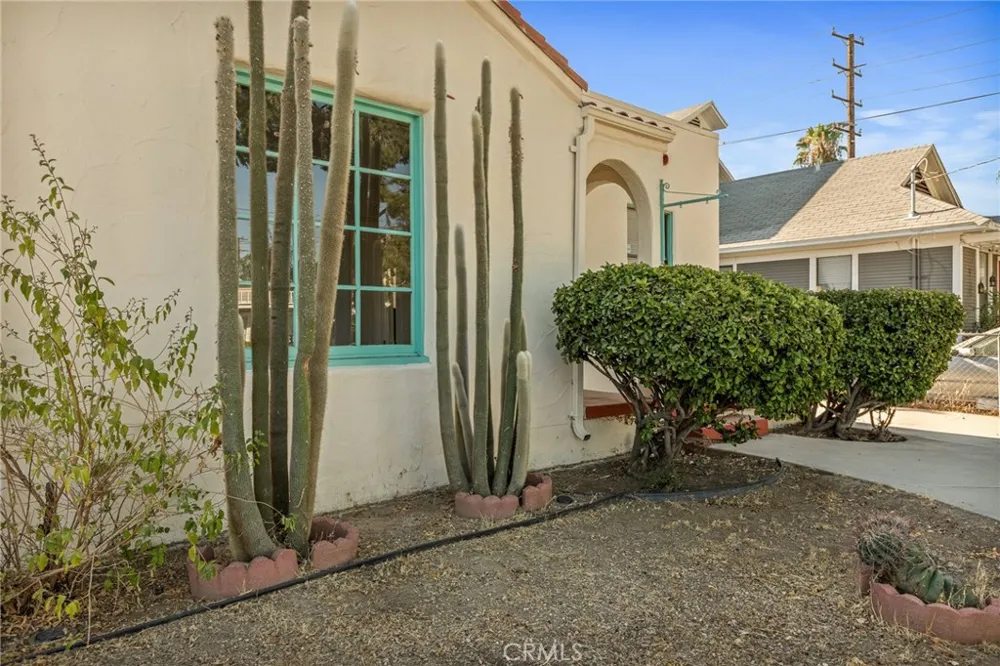 212 11th Street Redlands, CA 92374