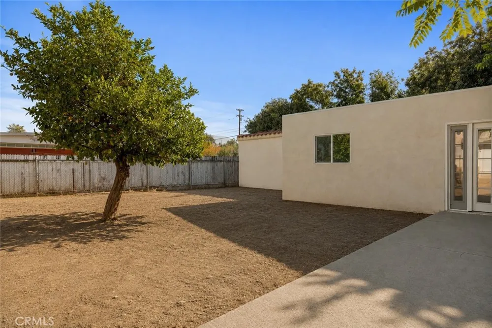 212 11th Street Redlands, CA 92374