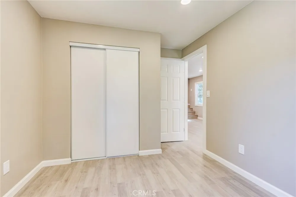 33350 Robin Drive Green Valley Lake, CA 92341
