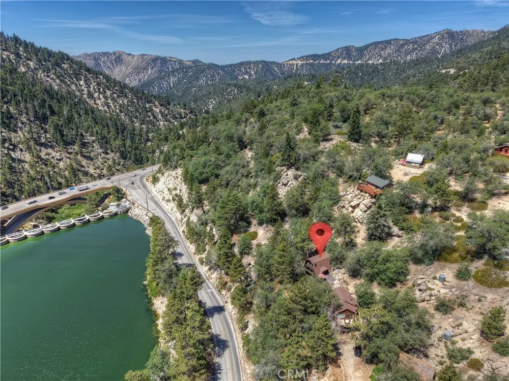 298 Nolan Fawnskin, CA 92333
