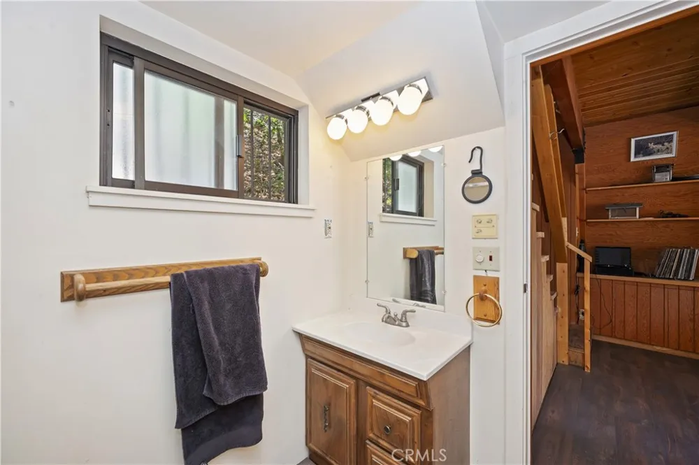 298 Nolan Fawnskin, CA 92333