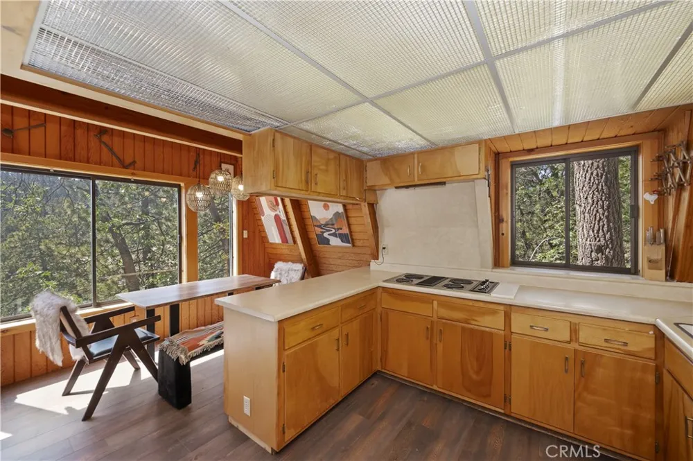 298 Nolan Fawnskin, CA 92333
