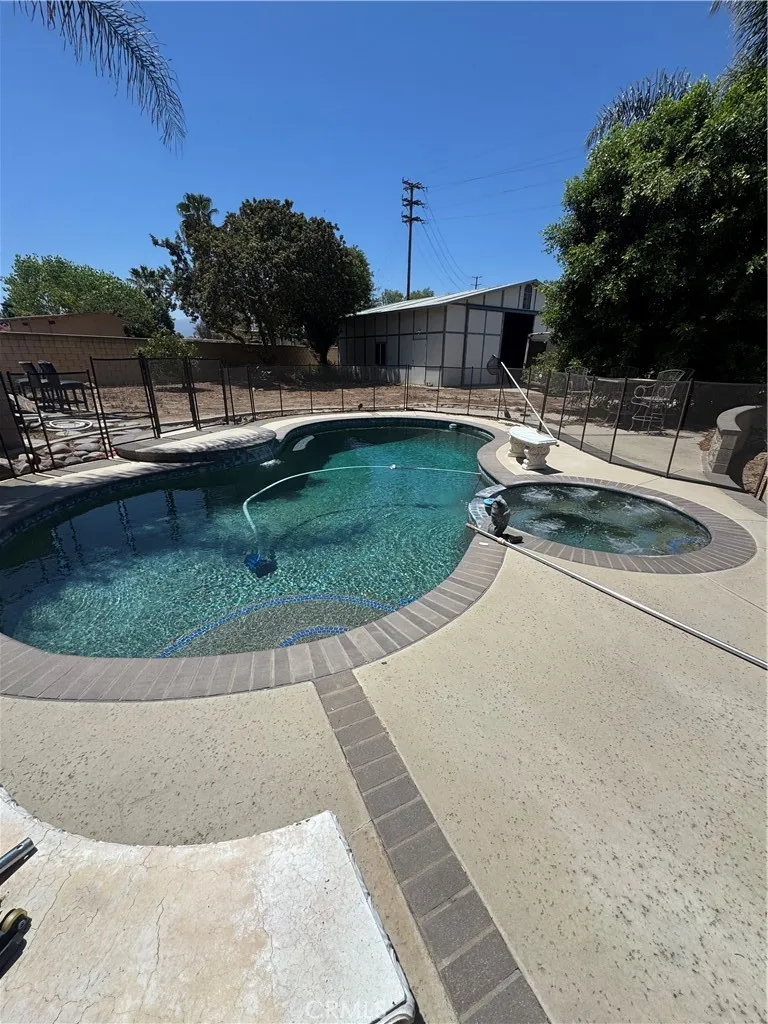 4116 Equestrian Norco, CA 92860