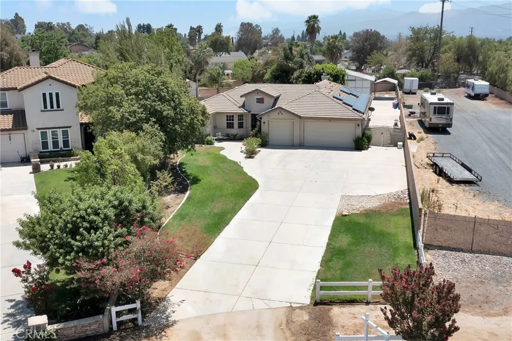 4116 Equestrian Norco, CA 92860