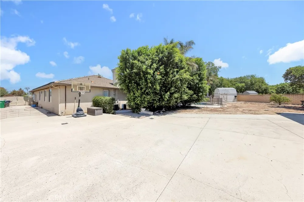 4116 Equestrian Norco, CA 92860
