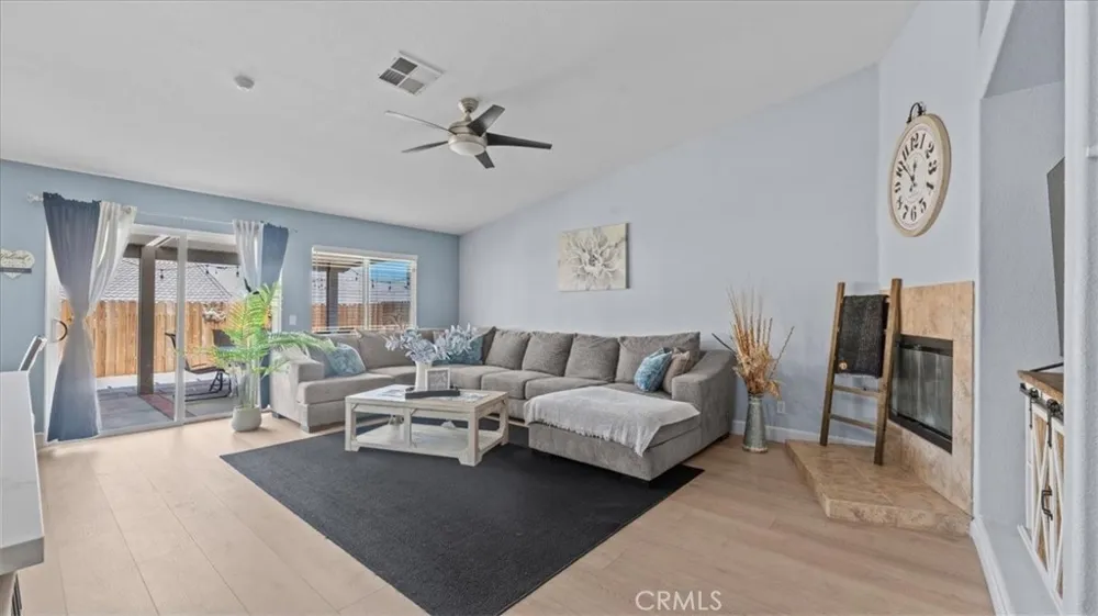 13230 Dos Palmas Victorville, CA 92392