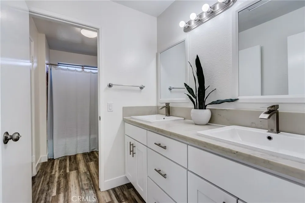 1814 Vineyard #G Ontario, CA 91764