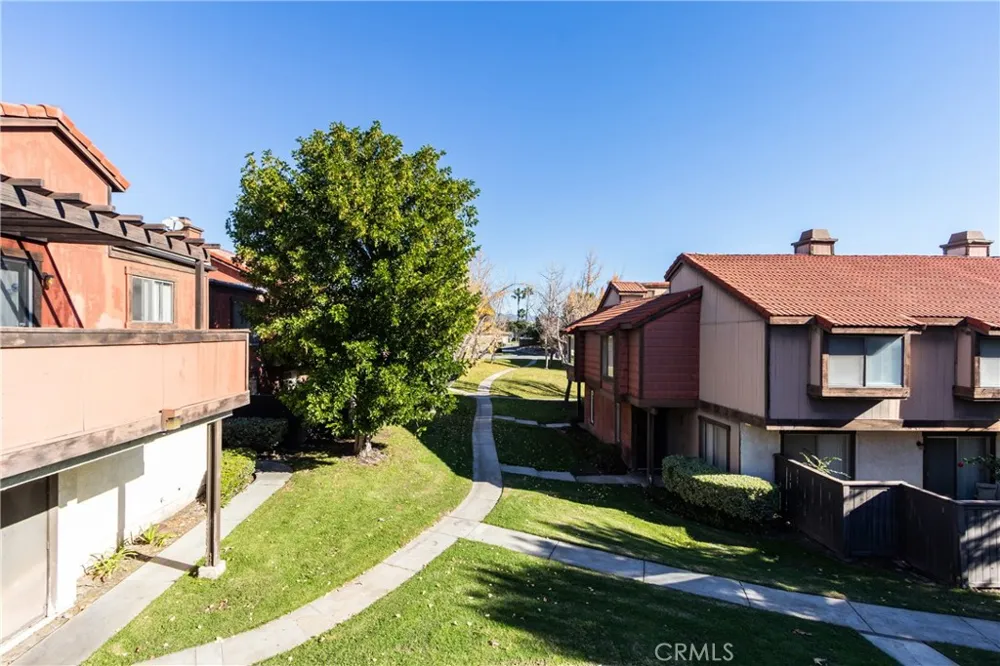 1814 Vineyard #G Ontario, CA 91764