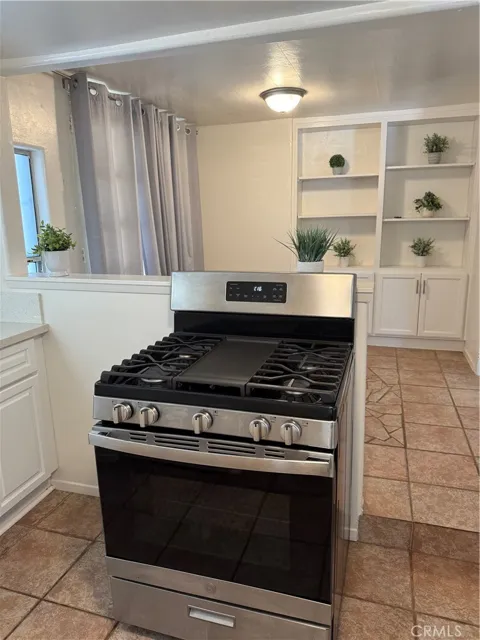 11286 San Mateo #1