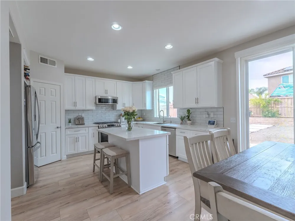 31680 Pompei Winchester, CA 92596