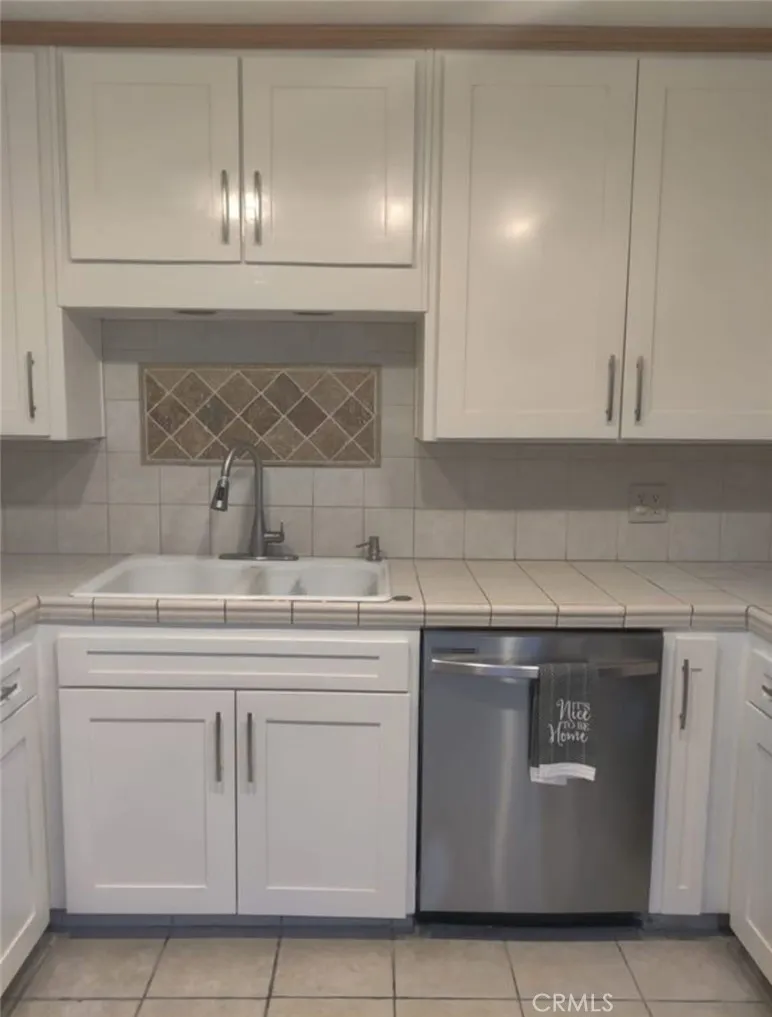 11692 S Birchbark Orange, CA 92869