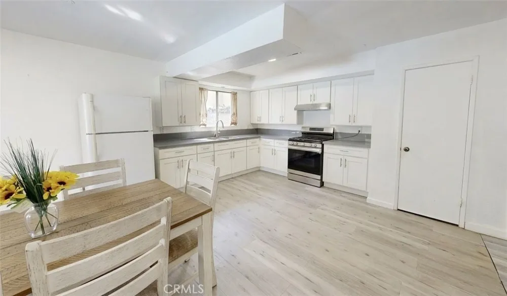 12943 California Yucaipa, CA 92399