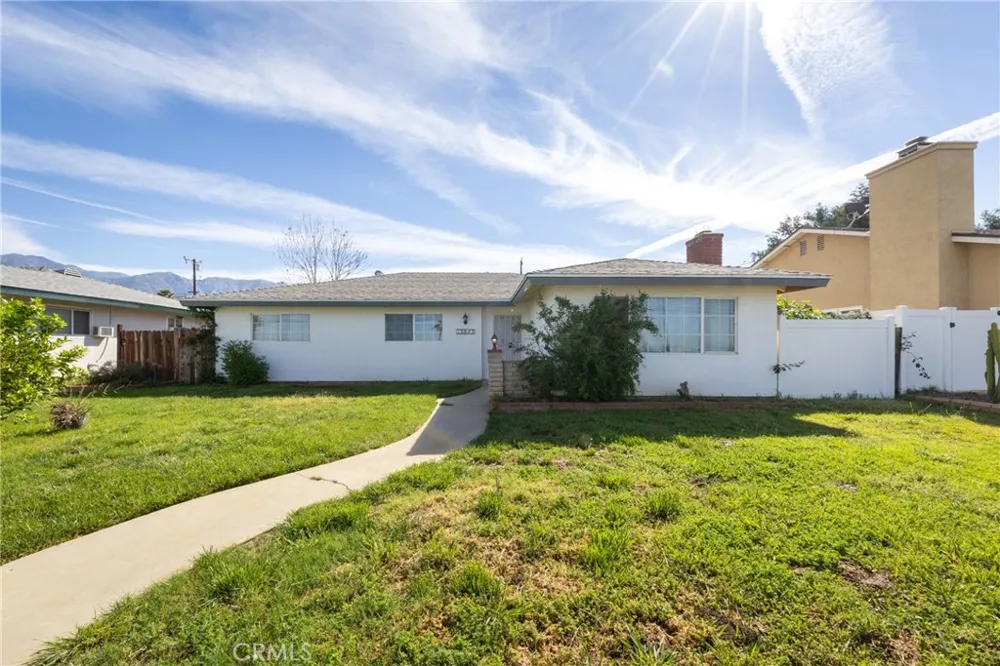 12943 California Yucaipa, CA 92399
