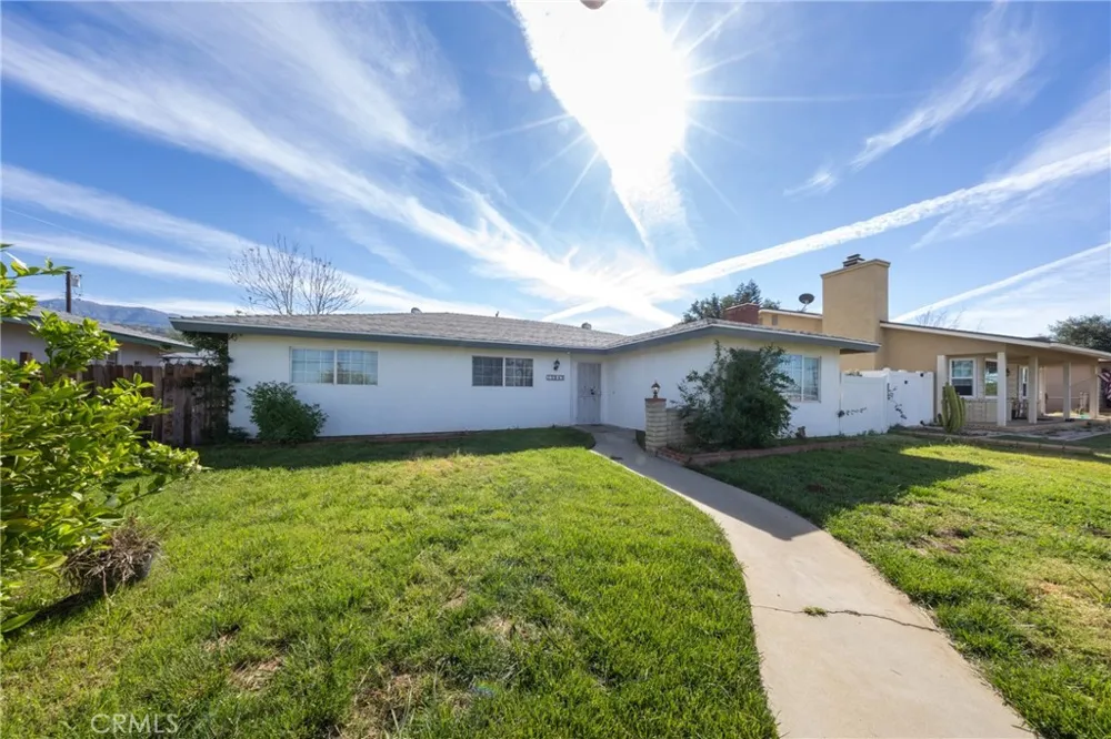 12943 California Yucaipa, CA 92399